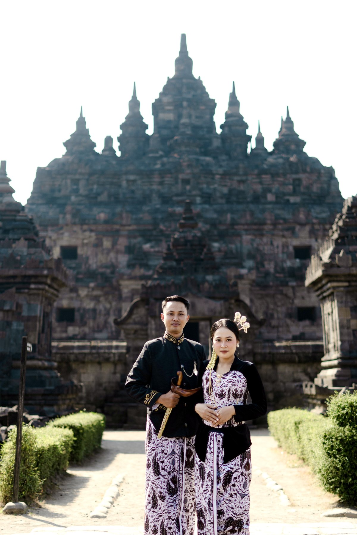 Eko & Isti